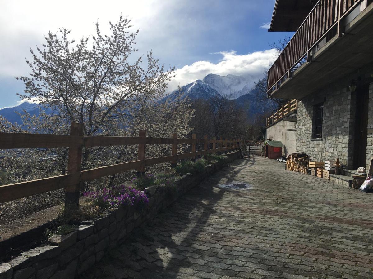 Ferienwohnung La Casa Del Bosco Aosta Exterior foto