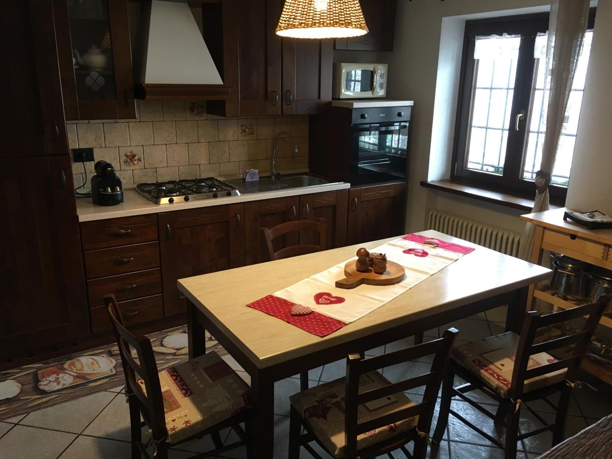 Ferienwohnung La Casa Del Bosco Aosta Exterior foto